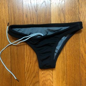 Jolyn Europe Bottoms - Black / XS
